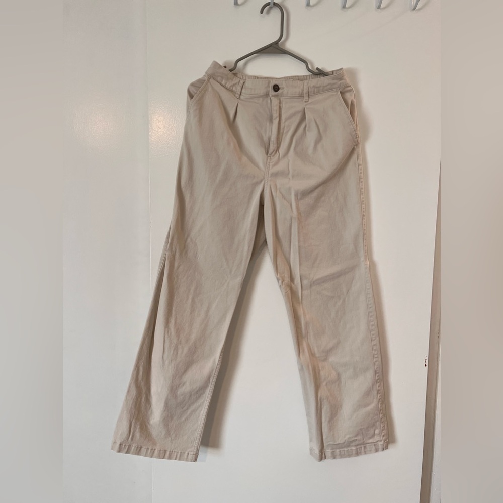 Hollister Ultra Rise Pants in Beige